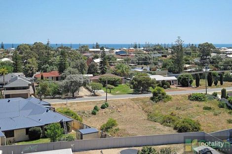 Property photo of 12 Wooleen Street Golden Bay WA 6174