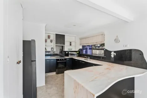 Property photo of 17 Mungala Street Hope Island QLD 4212