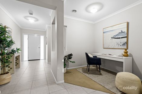 Property photo of 1 Newstead Street Keysborough VIC 3173