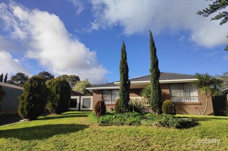 Property photo of 23 Streeton Circuit Mill Park VIC 3082