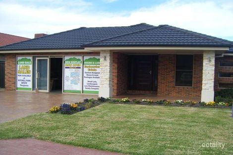 Property photo of 34 Peards Drive East Albury NSW 2640