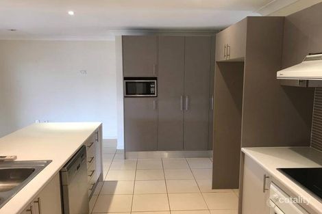 Property photo of 2 Roycroft Place Edensor Park NSW 2176
