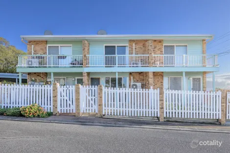 2/15 Ann St, South Gladstone, QLD 4680