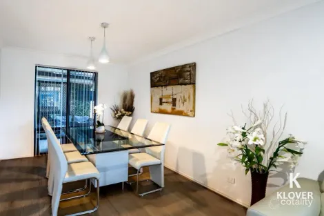 Property photo of 11 Orchard Crescent Springfield Lakes QLD 4300