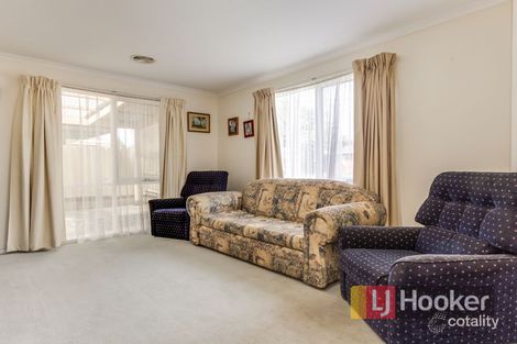 Property photo of 1 Bates Street Cranbourne West VIC 3977