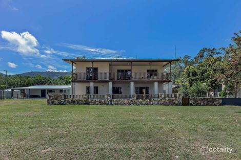Property photo of 32 Davison Road Wilson Beach QLD 4800