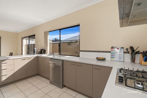 Property photo of 6 Minter Way Aubin Grove WA 6164