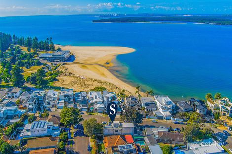 Property photo of 2 Dickin Avenue Sandringham NSW 2219