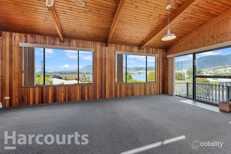 Property photo of 68 Jetty Road Old Beach TAS 7017
