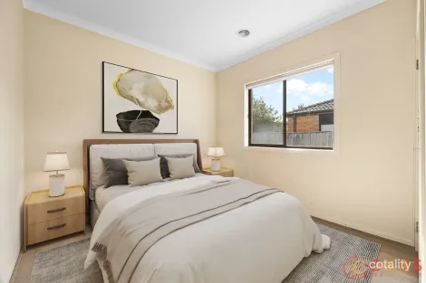 Property photo of 14 Lilyturf Drive Tarneit VIC 3029