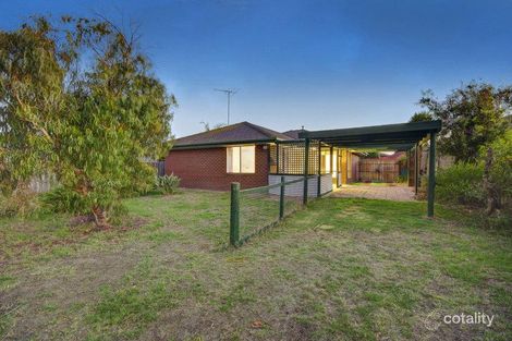 Property photo of 43 Filipi Drive St Albans Park VIC 3219
