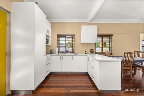 Property photo of 24 Lancelot Street Tennyson QLD 4105
