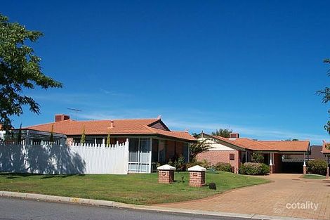 4 Towncentre Dr, Thornlie, WA 6108