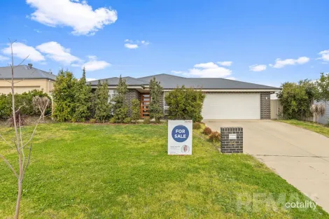 Property photo of 11 Muttama Parade Gobbagombalin NSW 2650