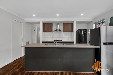 Property photo of 16 Design Drive Point Cook VIC 3030