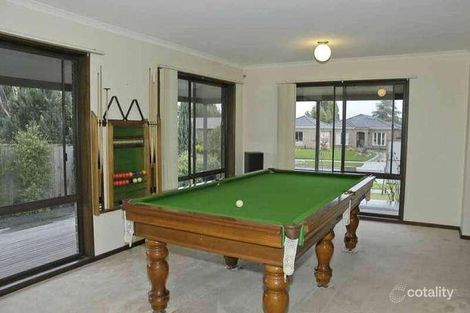 Property photo of 8 Chandra Avenue Kilsyth South VIC 3137