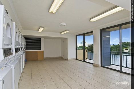 710/25 Lake Orr Dr, Robina, QLD 4226