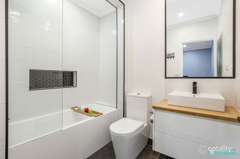 Property photo of 6 Conboy Court Ascot VIC 3551