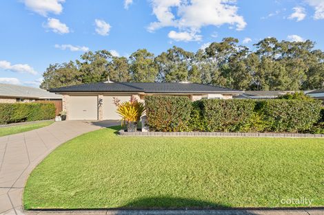 Property photo of 4 Earls Court Point Vernon QLD 4655