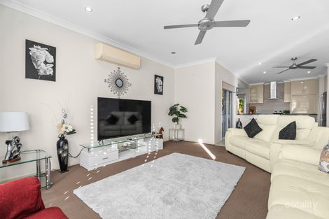 Property photo of 4 Earls Court Point Vernon QLD 4655