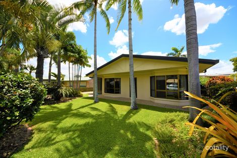 Property photo of 17 Deakin Close Gracemere QLD 4702