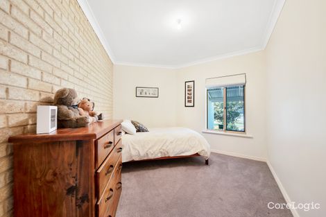 Property photo of 21 Gallop Street Halls Head WA 6210