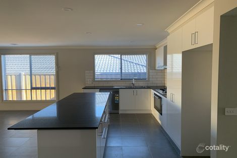 Property photo of 6 Sark Street Clyde North VIC 3978