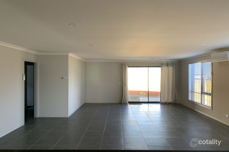 Property photo of 6 Sark Street Clyde North VIC 3978