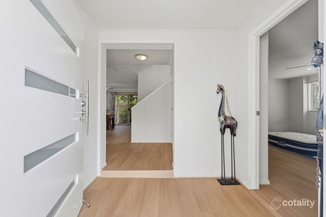 Property photo of 62 Marble Arch Place Arundel QLD 4214