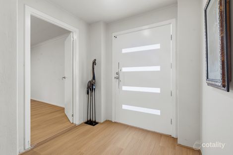 Property photo of 62 Marble Arch Place Arundel QLD 4214