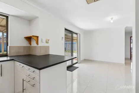 Property photo of 4 Walker Place Gosnells WA 6110
