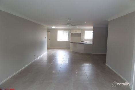 Property photo of 33 Lawn Terrace Capalaba QLD 4157