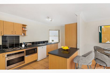 Property photo of 2/36 Beverley Street Morningside QLD 4170