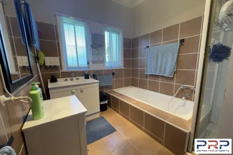 Property photo of 17-19 Callaghan Street Parkes NSW 2870