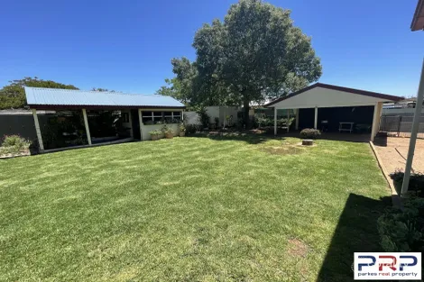 Property photo of 17-19 Callaghan Street Parkes NSW 2870