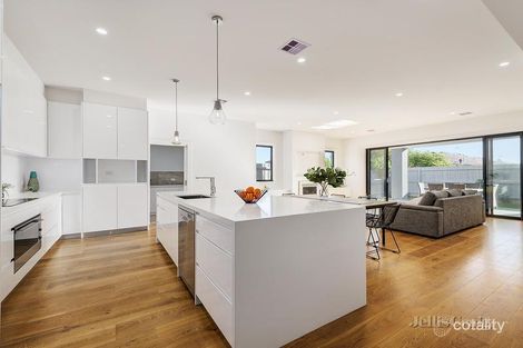 Property photo of 39 Grant Olson Avenue Bulleen VIC 3105