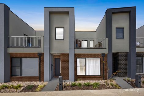 Property photo of 18 Gallery Walk Mount Duneed VIC 3217
