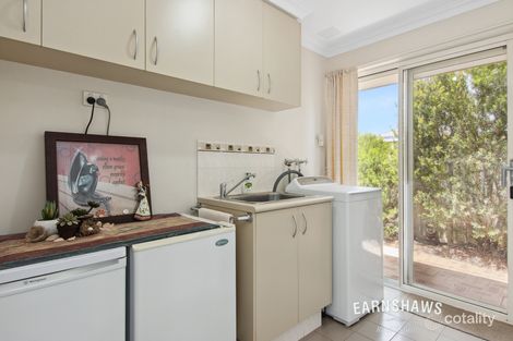 Property photo of 4 Brownlie Road Swan View WA 6056