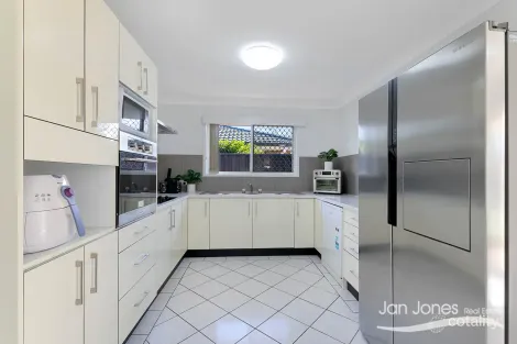 Property photo of 4 Savu Court Kippa-Ring QLD 4021