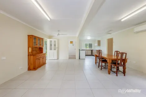 Property photo of 104 Walla Road Wallaville QLD 4671