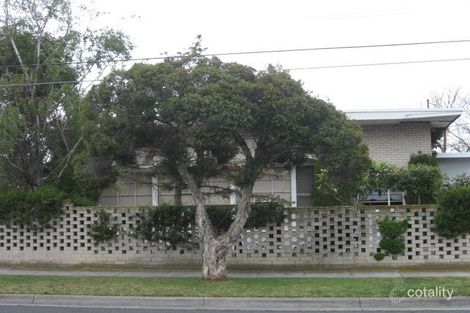 2 Rosebud Ave, Moorabbin, VIC 3189