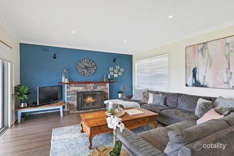 Property photo of 31 Aurora Crescent Torquay VIC 3228
