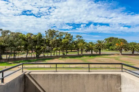 30 Stamford Cres, Secret Harbour, WA 6173