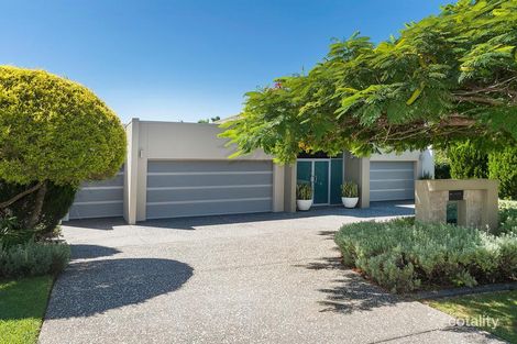 5696 Observation Cres, Hope Island, QLD 4212