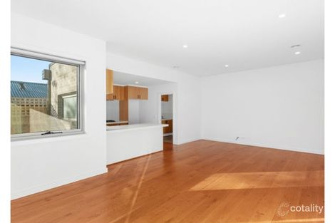 Property photo of 3/13 Sutton Parade Mont Albert North VIC 3129