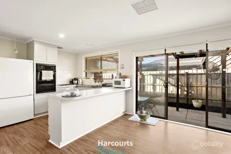 Property photo of 4 Guinea Court Epping VIC 3076