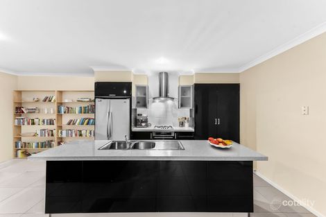 Property photo of 15 Paxford Drive Cranbourne North VIC 3977