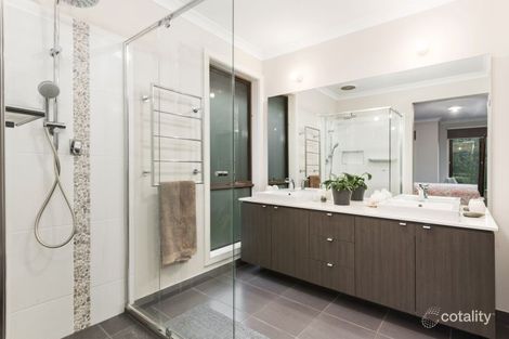 Property photo of 5 Oaktree Road Croydon North VIC 3136