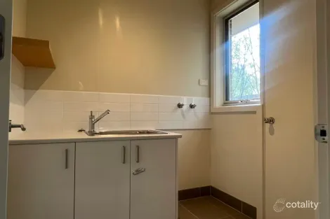 Property photo of 1/51 Mount View Parade Croydon VIC 3136