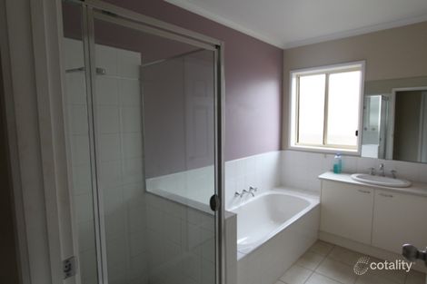 Property photo of 34 Glencoe Street Kennington VIC 3550